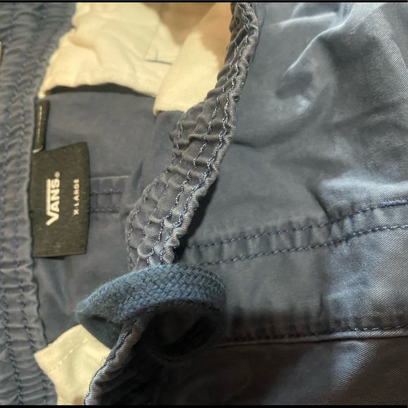 New Vans men’s shorts w/tags on. New worn out, too big. Side & 1 rear pocket. - Picture 2 of 2